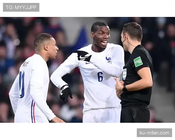 博格巴与德布劳内：中场推进重心从后插前移至高位组织